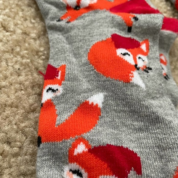 Women’s 3 Pairs of Holiday Ankle Socks Size S/M - Picture 3 of 3